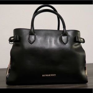 Burberry Medium Banner Handbag in Leather
